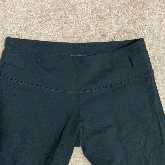 Lululemon capris - Picture 4 of 5